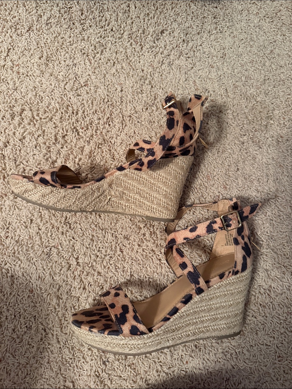 Charlotte Russe Leopard Print Wedge Sandals - Tan/Black